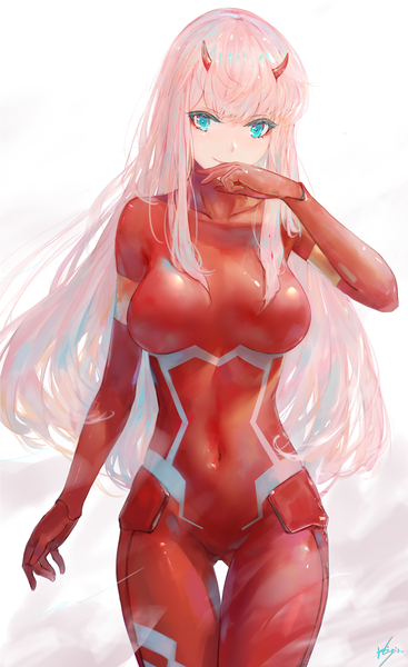 Anime-Bild 1002x1636 mit darling in the franxx studio trigger zero two (darling in the franxx) kisei2 single long hair tall image fringe breasts smile standing white background signed pink hair horn (horns) aqua eyes covered navel ass visible through thighs covered mouth girl