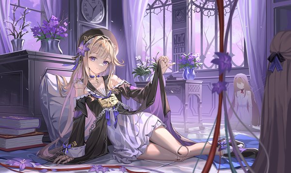 Anime picture 1800x1068 with honkai: star rail honkai (series) herta (honkai: star rail) al guang single long hair looking at viewer highres blonde hair wide image sitting purple eyes bare shoulders indoors hair flower light smile arm support doll joints girl flower (flowers)