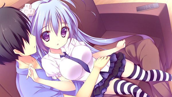 Anime picture 2168x1220 with zutto sukishite takusan sukishite long hair highres short hair black hair wide image purple eyes blue hair game cg couple girl thighhighs boy skirt necktie striped thighhighs couch