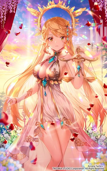 Anime picture 938x1500 with arcana tactics apple caramel single long hair tall image looking at viewer fringe breasts light erotic blonde hair hair between eyes standing bare shoulders holding green eyes cleavage bent knee (knees) braid (braids) pointy ears sunlight