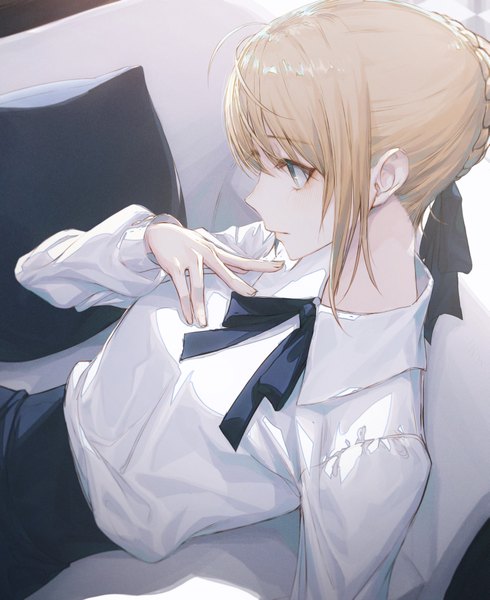 Anime picture 3345x4096 with fate (series) fate/stay night artoria pendragon (all) saber wanke single tall image fringe highres short hair blonde hair hair between eyes green eyes payot looking away absurdres upper body ahoge indoors braid (braids)