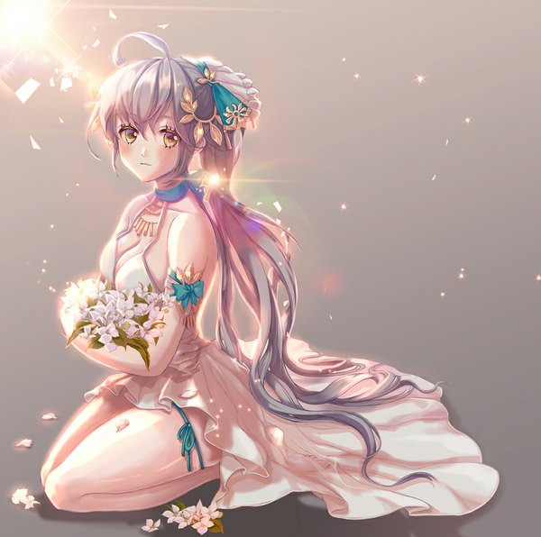 Anime picture 1100x1093 with original ezu (leejiyu) single blush simple background yellow eyes looking away cleavage silver hair ahoge ponytail very long hair grey background thighs girl dress flower (flowers) jewelry necklace bouquet