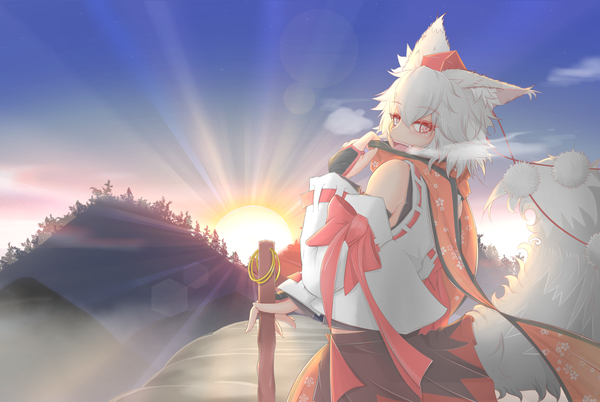 Anime picture 2102x1408 with touhou inubashiri momiji cube85 single looking at viewer highres short hair open mouth smile animal ears sky silver hair tail long sleeves animal tail pink eyes looking back sunlight wide sleeves fang (fangs)