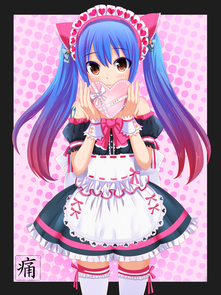 Anime-Bild 2000x2666 mit fairy tail wendy marvell dhako889 single tall image blush highres smile bare shoulders brown eyes blue hair pink hair multicolored hair maid tattoo coloring gradient hair polka dot valentine polka dot background