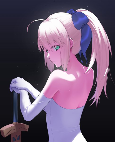 Anime picture 3674x4532 with fate (series) fate/stay night artoria pendragon (all) saber obabynight single long hair tall image looking at viewer fringe highres simple background blonde hair bare shoulders green eyes payot absurdres upper body ahoge ponytail