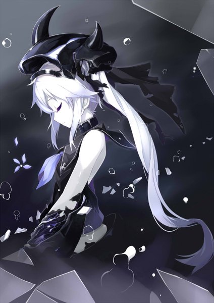 Anime picture 1000x1414 with kantai collection destroyer hime takanashi kei (hitsujikan) single long hair tall image fringe white hair ponytail eyes closed head tilt profile horn (horns) wind alternate costume sleeveless dark background underwater arched back shinkaisei-kan