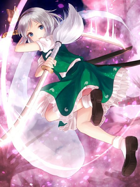 Anime picture 600x800 with touhou konpaku youmu myon nunucco single tall image blush short hair open mouth blue eyes looking away silver hair cherry blossoms fighting stance girl skirt bow weapon plant (plants) hair bow
