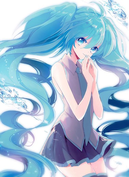 Anime picture 595x819 with vocaloid hatsune miku t miyanagi single tall image looking at viewer fringe simple background smile hair between eyes standing white background twintails ahoge very long hair nail polish head tilt pleated skirt aqua eyes aqua hair