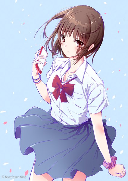 Anime-Bild 638x900 mit original kazuharu kina single tall image looking at viewer blush fringe short hair simple background brown hair standing holding brown eyes signed pleated skirt wind watermark blue background open collar wrist scrunchie