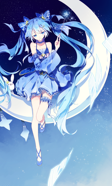 Anime picture 992x1653 with vocaloid star night snow (vocaloid) hatsune miku yuki miku rabbit yukine yuki miku (2017) mikuru rumisora single tall image fringe blue eyes smile hair between eyes twintails holding blue hair looking away very long hair head tilt wide sleeves