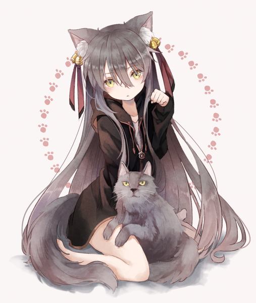 Anime picture 883x1045 with original oro ponzu single long hair tall image looking at viewer fringe simple background hair between eyes sitting animal ears yellow eyes bent knee (knees) tail head tilt animal tail barefoot grey hair cat ears bare legs