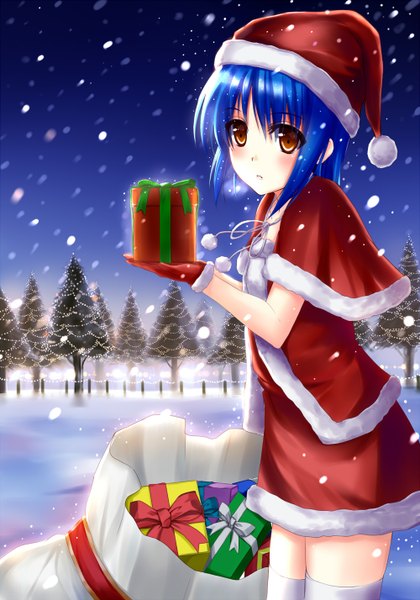 Anime picture 1000x1428 with little busters! key (studio) nishizono mio clog (n-ym0822) single tall image blush short hair brown eyes blue hair wind fur trim flat chest snowing christmas winter exhalation cold girl thighhighs