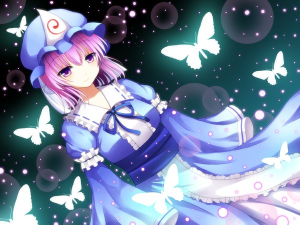 Аниме картинка 1000x750 с touhou сайгёдзи ююко soraneko93 один (одна) короткие волосы фиолетовые глаза фиолетовые волосы девушка платье оборки насекомое бабочка чепчик