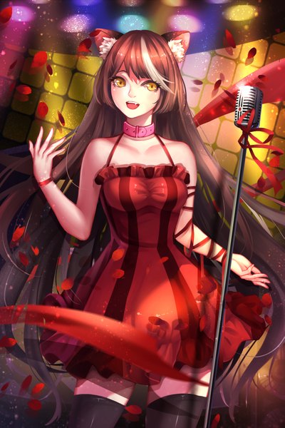 Anime picture 1181x1771 with original syuka (sunnypigling) single tall image breasts open mouth brown hair bare shoulders animal ears yellow eyes very long hair multicolored hair cat ears two-tone hair teeth midriff fang (fangs) zettai ryouiki streaked hair sleeveless