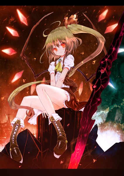 Anime picture 750x1060 with touhou flandre scarlet sumisu (mondo) single long hair tall image looking at viewer blush short hair blonde hair smile red eyes sitting ahoge from below loli legs one side up girl bow