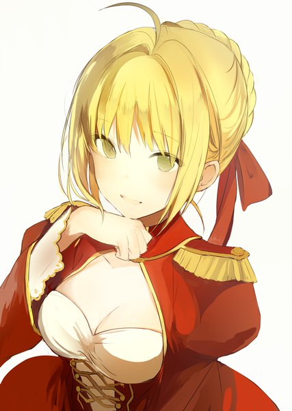 Anime picture 650x914 with fate (series) fate/extra nero claudius (fate) (all) nero claudius (fate) lpip single tall image blush fringe short hair open mouth blonde hair simple background hair between eyes white background green eyes payot looking away cleavage ahoge