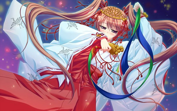 Anime picture 1024x640 with doinaka channel 5 kouyama misuzu long hair brown hair wide image purple eyes twintails game cg traditional clothes japanese clothes miko girl bell jingle bell kagura suzu chihaya (clothing)