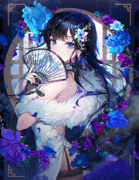 Anime-Bild 900x1162 mit original ttosom single long hair tall image looking at viewer fringe breasts blue eyes black hair standing holding blunt bangs traditional clothes arm up sparkle turning head chinese clothes side slit covered mouth