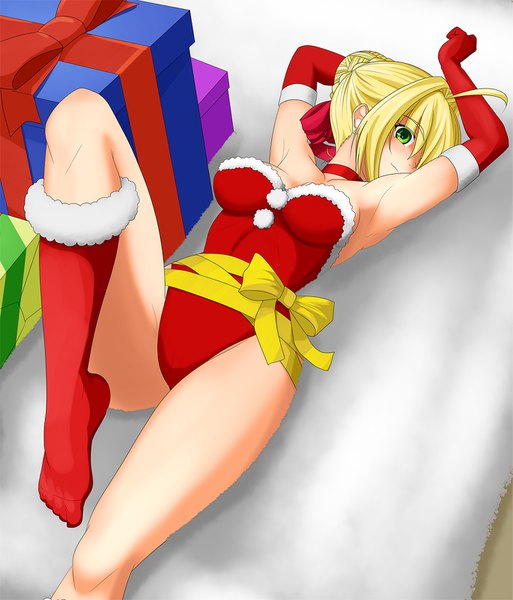 Anime picture 1369x1600 with fate (series) fate/extra nero claudius (fate) (all) nero claudius (fate) day dreamer single tall image looking at viewer blush fringe short hair light erotic simple background blonde hair hair between eyes white background green eyes payot cleavage ahoge