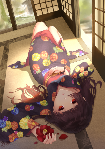 Anime picture 1131x1600 with hell girl studio deen enma ai youzixiaoming single long hair tall image looking at viewer black hair red eyes signed bent knee (knees) lying traditional clothes parted lips japanese clothes sunlight dated girl flower (flowers)