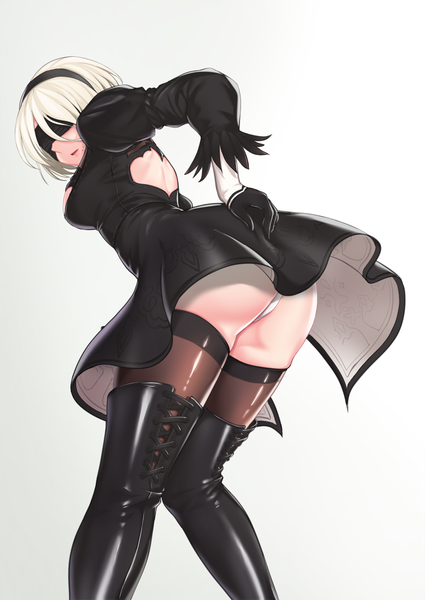 Anime picture 860x1214 with nier nier:automata yorha no. 2 type b shukurimu single tall image fringe short hair light erotic simple background standing ass white hair mole leaning leaning forward puffy sleeves mole under mouth blindfold girl