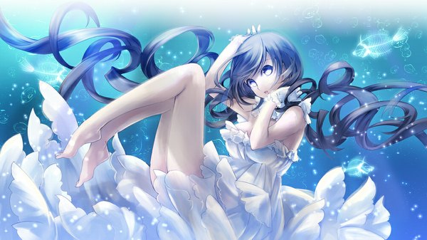 Anime picture 1000x562 with original yuuki kira single long hair blue eyes black hair wide image barefoot legs drill hair underwater girl dress gloves