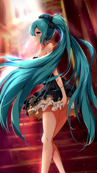 Anime picture 1080x1920 with vocaloid hatsune miku xiao ren single tall image looking at viewer blush fringe blue eyes twintails bare shoulders bent knee (knees) very long hair profile looking back aqua hair alternate costume legs sleeveless girl