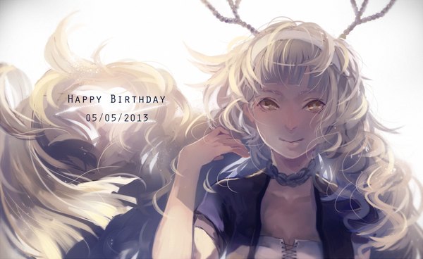 Anime picture 1200x736 with original gunni single long hair looking at viewer fringe simple background blonde hair smile wide image white background brown eyes horn (horns) wavy hair happy birthday girl hairband