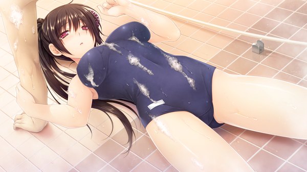 Anime picture 1280x720 with boku no hitori sensou akabei soft2 inuzuka rumi long hair breasts light erotic black hair red eyes wide image game cg ponytail girl swimsuit one-piece swimsuit school swimsuit suds