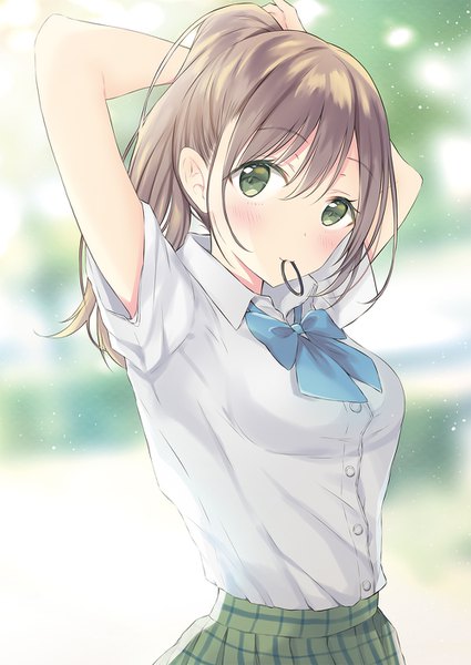 Anime picture 1000x1412 with original ueno tomo single long hair tall image looking at viewer blush fringe breasts hair between eyes brown hair standing holding green eyes upper body outdoors ponytail head tilt pleated skirt blurry