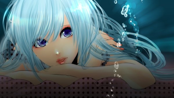 Anime-Bild 1920x1080 mit vocaloid hatsune miku single looking at viewer fringe highres open mouth blue eyes wide image bare shoulders blue hair very long hair nail polish lips close-up crossed arms reclining red nail polish girl bubble (bubbles)