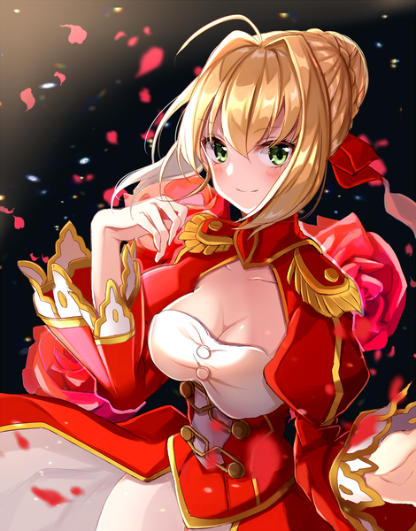 Anime picture 1800x2296 with fate (series) fate/extra nero claudius (fate) (all) nero claudius (fate) satoimo chika single tall image looking at viewer blush fringe highres short hair breasts simple background blonde hair smile hair between eyes large breasts purple eyes green eyes