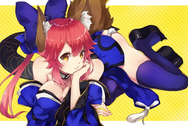 Anime picture 1200x806 with fate (series) fate/extra tamamo (fate) (all) tamamo no mae (fate) kusaka kou single long hair fringe breasts light erotic hair between eyes large breasts animal ears yellow eyes pink hair cleavage tail lying traditional clothes japanese clothes