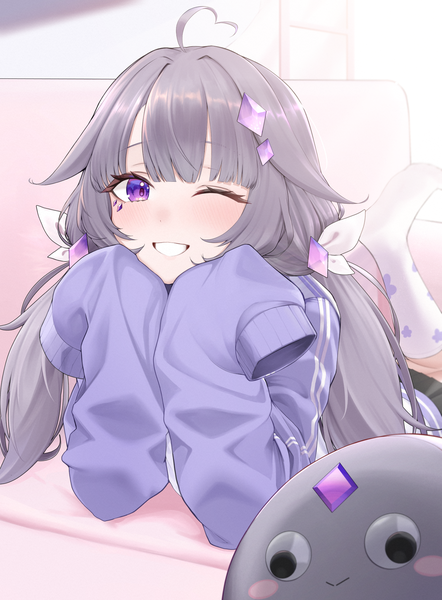 Anime picture 1548x2100 with virtual youtuber hololive hololive english koseki bijou pebble (koseki bijou) mintz912 single long hair tall image smile twintails ahoge lying long sleeves one eye closed grey hair grin low twintails on stomach head rest
