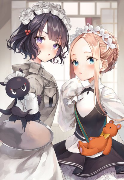 Anime picture 1672x2416 with fate (series) fate/grand order abigail williams (fate) katsushika hokusai (fate/grand order) tokitarou (fate/grand order) ishida umi long hair tall image looking at viewer blush fringe short hair breasts open mouth blue eyes black hair blonde hair standing purple eyes multiple girls