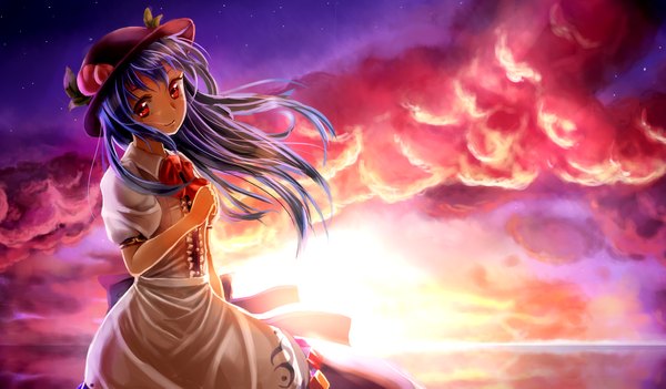 Anime picture 1450x850 with touhou hinanawi tenshi shironeko yuuki single long hair red eyes wide image blue hair sky cloud (clouds) light smile girl dress hat