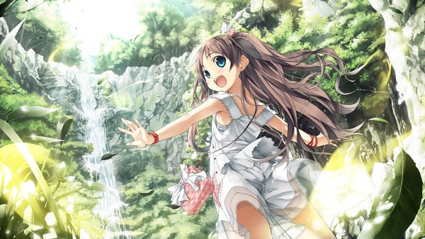 Anime picture 1280x720 with monobeno sawai natsuha cura long hair blush open mouth blue eyes brown hair wide image looking back loli waterfall girl water bracelet leaf (leaves) bag sundress