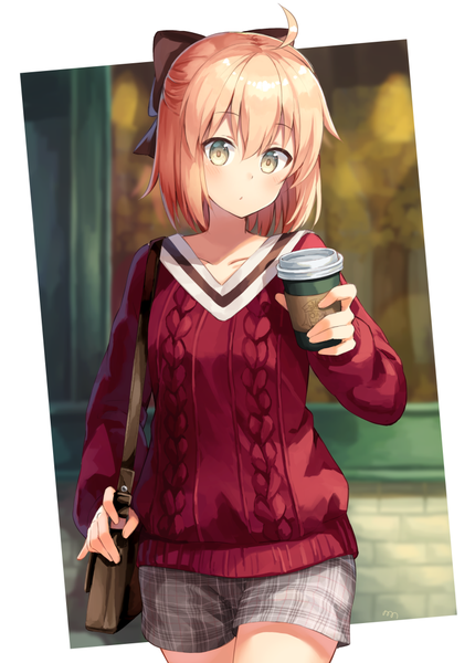 Anime picture 752x1049 with fate (series) fate/grand order okita souji (fate) (all) okita souji (koha-ace) nonono (nononotea) single tall image looking at viewer blush fringe short hair blonde hair hair between eyes standing holding yellow eyes ahoge outdoors blurry alternate costume