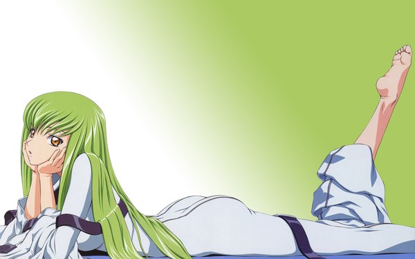 Anime picture 2560x1600 with code geass sunrise (studio) c.c. single fringe highres wide image yellow eyes barefoot green hair green background girl
