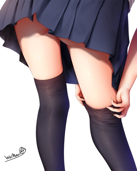 イラスト 1200x1500 と オリジナル wsman ソロ 長身像 light erotic simple background 立つ 白背景 signed 尻 pleated skirt fingernails from behind no panties head out of frame 逆さ撮り adjusting clothes adjusting legwear 女の子 ストッキング