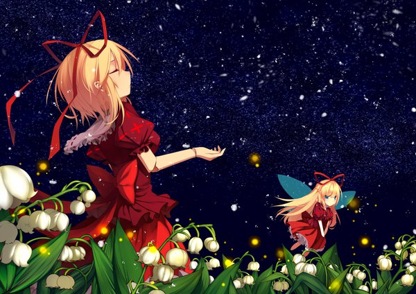 Anime picture 2250x1591 with touhou medicine melancholy su-san suisai long hair highres short hair blue eyes blonde hair multiple girls sky eyes closed night short sleeves puffy sleeves doll joints girl skirt flower (flowers) ribbon (ribbons)
