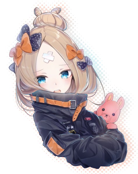 Anime picture 1001x1267 with fate (series) fate/grand order abigail williams (fate) chuuko anpu single long hair tall image looking at viewer blush open mouth blue eyes simple background blonde hair white background upper body hair bun (hair buns) heroic spirit traveling outfit girl bow hair bow