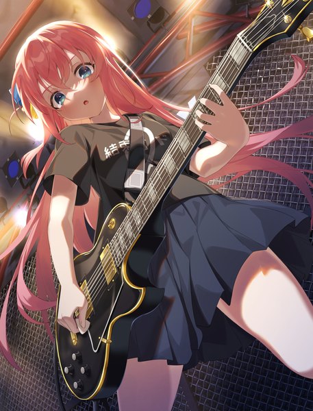 Anime-Bild 1142x1500 mit bocchi the rock! cloverworks gotou hitori hachinatsu single long hair tall image looking at viewer blush fringe blue eyes hair between eyes pink hair pleated skirt from below one side up playing instrument girl skirt hair ornament