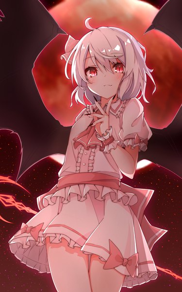 Anime picture 1000x1600 with touhou the embodiment of scarlet devil remilia scarlet nankotsu single tall image looking at viewer fringe short hair hair between eyes red eyes silver hair ahoge fingernails from below long fingernails slit pupils bat wings red moon no hat