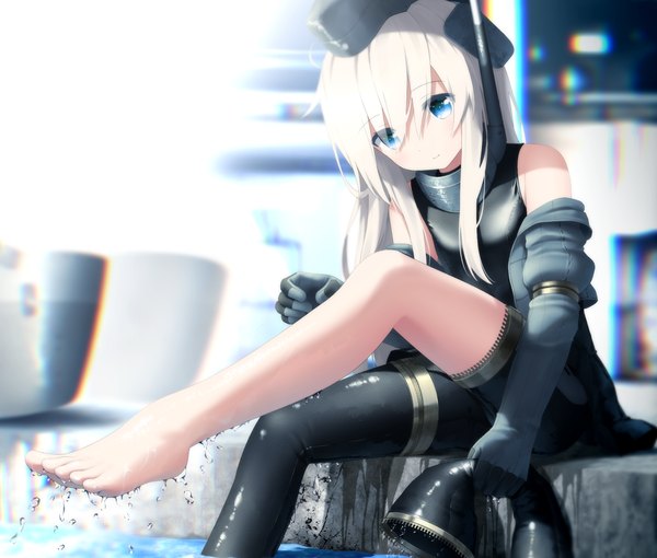 Anime picture 1200x1020 with kantai collection u-511 submarine haribote (tarao) single long hair looking at viewer blush fringe blue eyes blonde hair smile sitting bare shoulders holding bent knee (knees) sunlight bare legs leg lift (legs lift) girl gloves