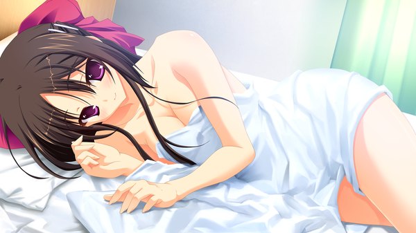 Anime picture 1280x720 with ama ane yashima otome single long hair looking at viewer blush breasts light erotic black hair smile wide image purple eyes bare shoulders game cg no bra girl hair ornament bow hair bow hairclip