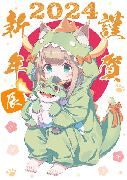 Anime picture 1061x1500 with original kinako (iyapan) 40hara single long hair tall image looking at viewer fringe blonde hair sitting green eyes animal ears full body blunt bangs long sleeves barefoot cat ears sleeves past wrists covered mouth new year