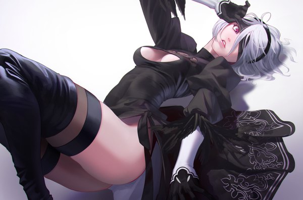 Anime picture 3507x2320 with nier nier:automata yorha type a no. 2 moruga single looking at viewer highres short hair breasts light erotic purple eyes absurdres bent knee (knees) ass white hair lying parted lips no bra shadow on back