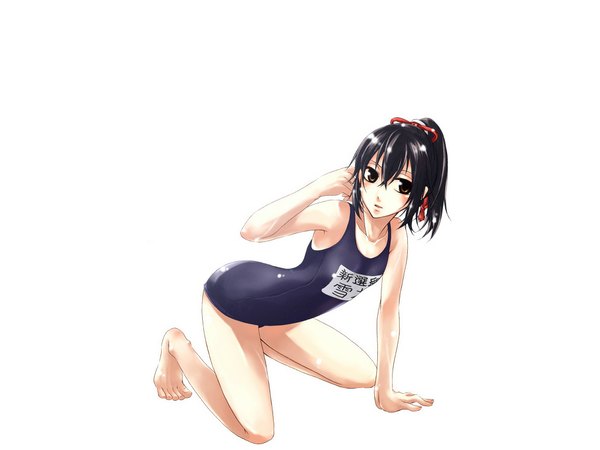 Anime picture 1024x768 with hakuouki shinsengumi kitan studio deen tagme (character) single long hair blush short hair black hair simple background white background brown eyes ponytail barefoot kneeling girl swimsuit one-piece swimsuit school swimsuit