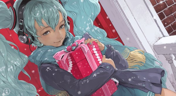 Anime picture 1000x548 with vocaloid hatsune miku toro single smile wide image twintails outdoors long sleeves very long hair nail polish aqua eyes aqua hair snowing wavy hair winter girl dress ribbon (ribbons) jacket